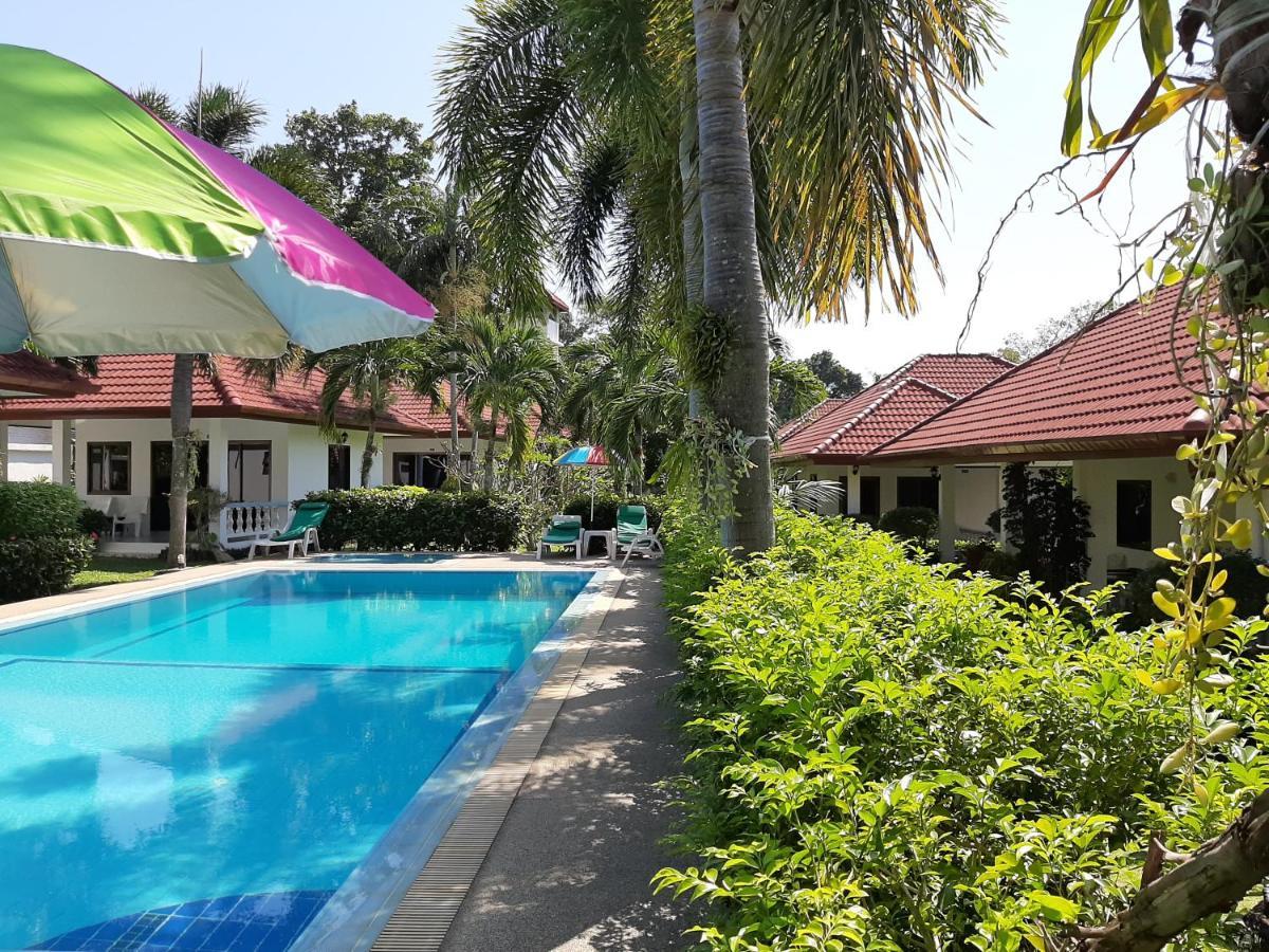 D&K Smiley Phuket Resort Rawai Esterno foto